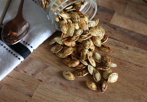 how long to bake pumpkin seeds at 350