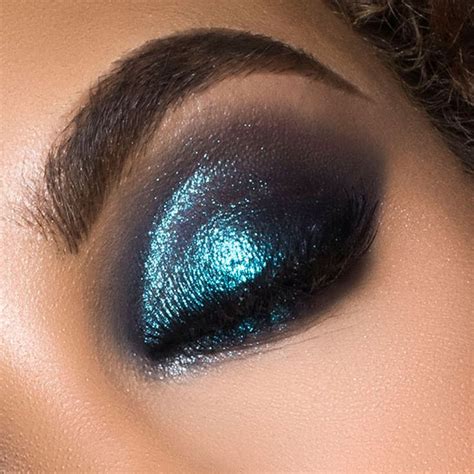 TEAL ME MORE EYE SHADOW | Eye makeup, Creative eye makeup, Eye makeup ...