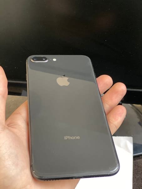 Selling iPhone 8 Plus 64g phone in excellent condition everything works ...