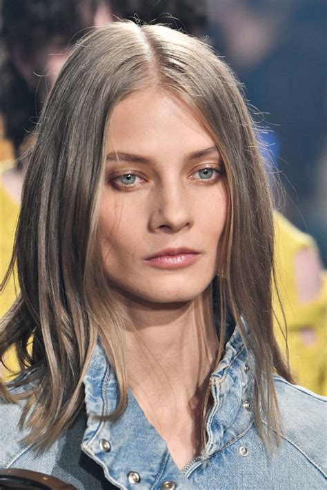 Download Anna Selezneva In A Striking Pose Wallpaper | Wallpapers.com