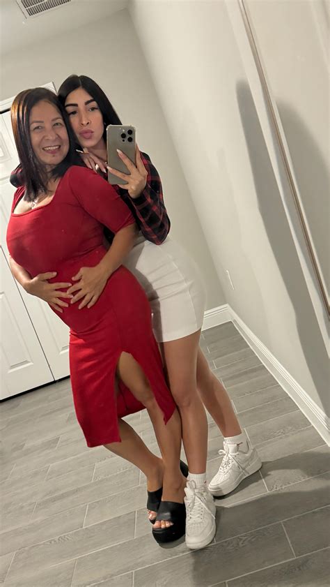 Andreina Vasquez | Marketing Digital | officially our first trip