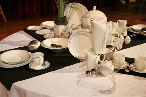 Thun 1794: The biggest Czech porcelain producer | karlovy-vary.cz