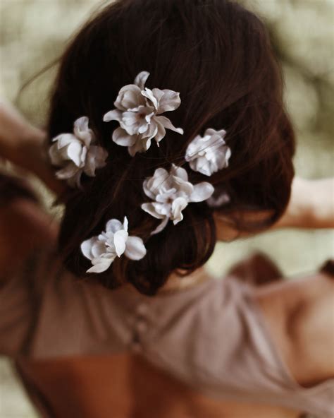 Franny Flower Hair Pins - Nude | Rock N Rose – Rock n Rose