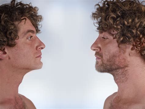 ¿Realmente todos tenemos un doble? | Estilo de Vida Bienestar | Univision