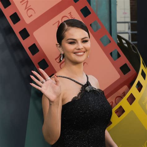 Selena Gomez's Leadership in the Entertainment Industry - jnvh9a9
