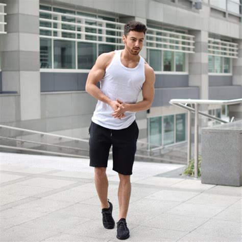 5 Most Common Gym Clothing Mistakes Men Are Making - 2024 Guide - EDM ...