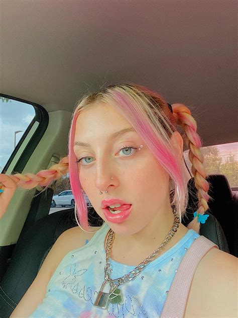 TW Pornstars - 2 pic. Mel P. Twitter. 🤖🫀. 12:56 AM - 20 May 2021