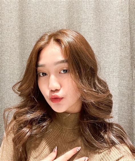 Biodata dan Profil Chandrika Chika