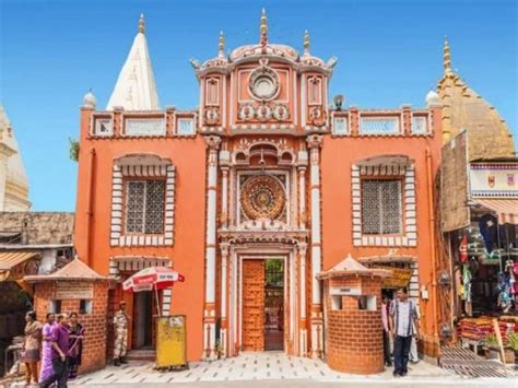 raghunath temple  symbol  spiritual grandeur charzan holidays