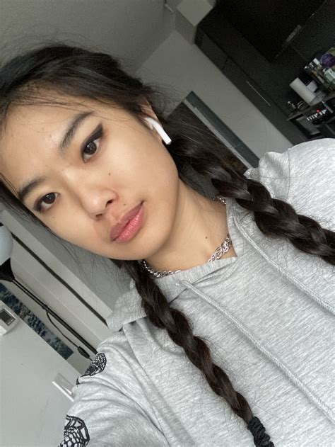 akaNemsko : r/twitchasians