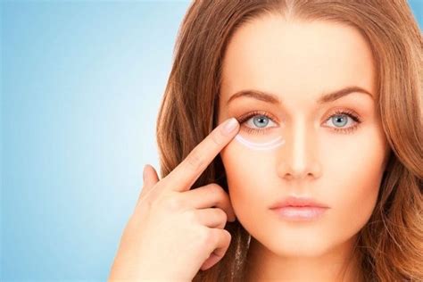 Как замаскировать темные круги под глазами с помощью макияжа | MedAboutMe
