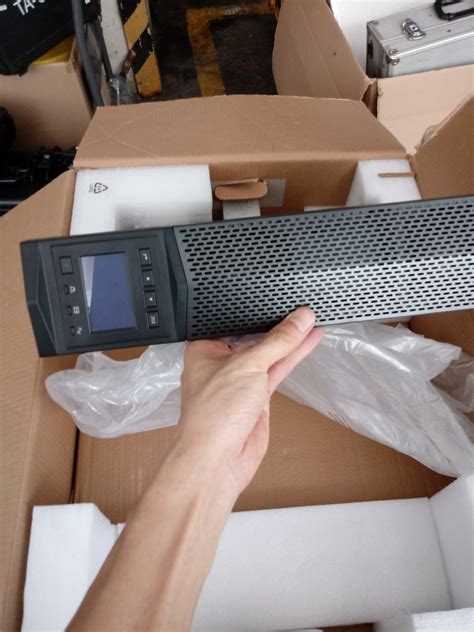 Huawei UPS2000-G-6KRTL ups, 電腦＆科技, 電腦周邊及配件, Wifi及上網相關產品 - Carousell