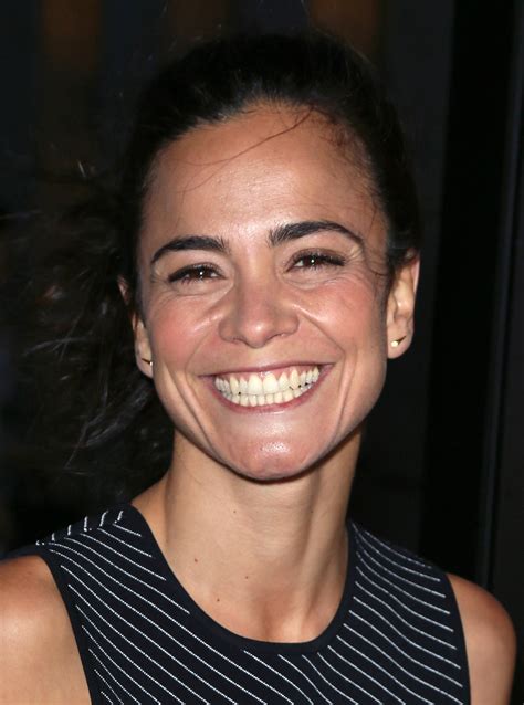Alice Braga