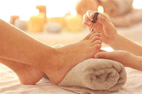 manicure pedicure simple 5