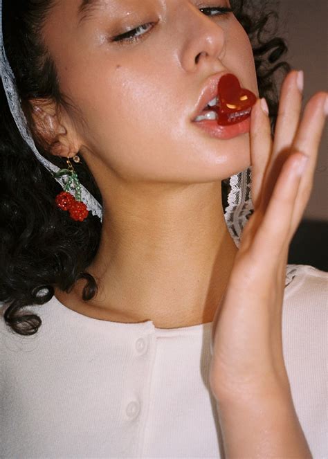 Mon Chéri Lookbook & Emi Jay