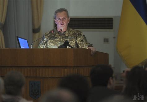 Chief of Ukraine's General Staff: Russia masses strike forces on ...