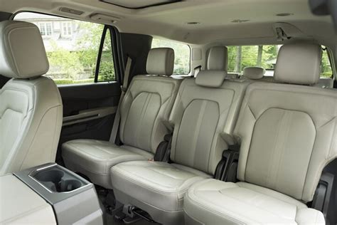 2021 Ford® Expedition SUV | Photos, Videos, Colors & 360° Views