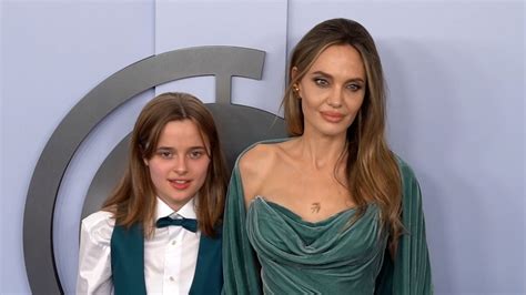 Angelina Jolie Queria Bunda Jonny Lee Miller Fala Sobre Angelina Jolie