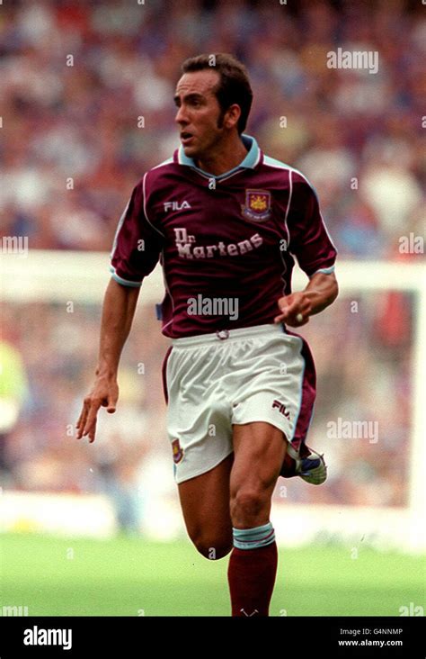 West Ham Paolo Di Canio Stock Photo - Alamy