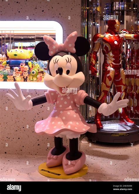 Minnie mouse character Banque de photographies et d’images à haute ...