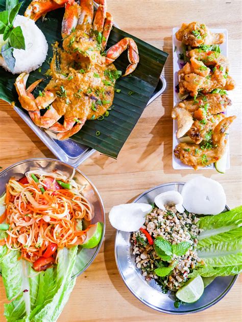 Tuk Tuk Crab: Pan Asian Gem Near Chinatown - Houston Hotspots