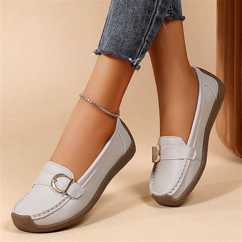 Hinvhai Women's Wide Width Loafers Comfort Slip on Shoes Walking Shoes