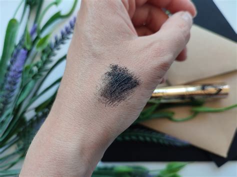 Я поднимаюсь над землей...тушь для ресниц Eveline Variete Lashes Show ...