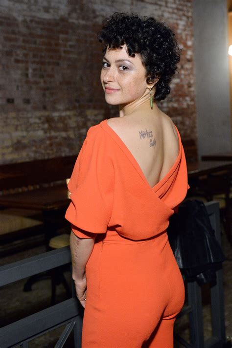 Alia Shawkat Body
