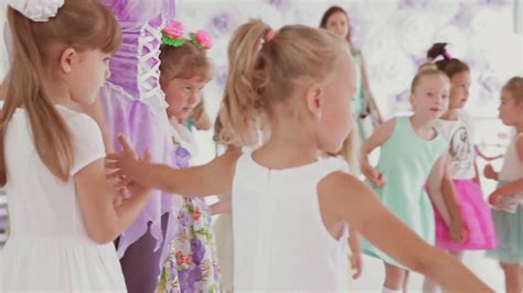 Открытие детской школы балета Lil ballerine - YouTube