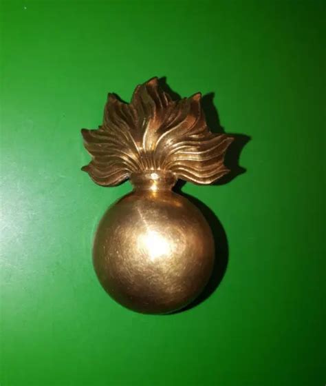 THE GRENADIER GUARDS British Army Beret Badge EUR 8,67 - PicClick IT