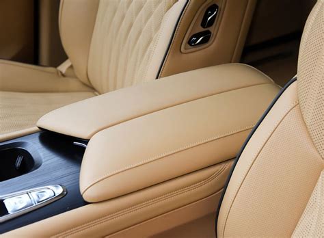 Voyah Dream - Interior photos of.