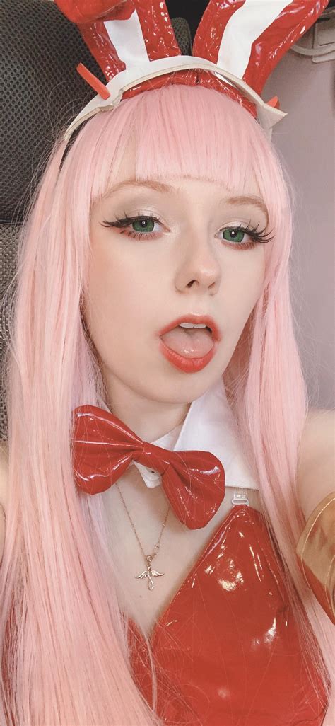 Zero Two by bunnyneedsdaddy : r/cosplaygirls