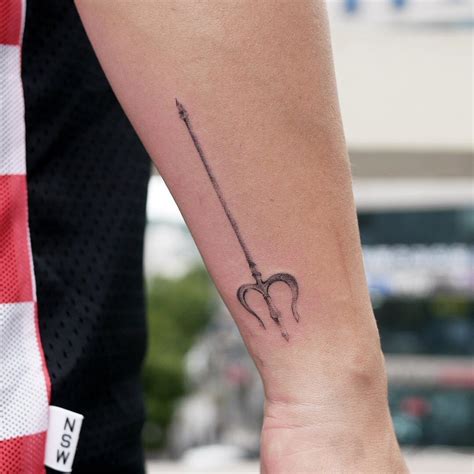 trident tattoo ideas printable calendars   glance
