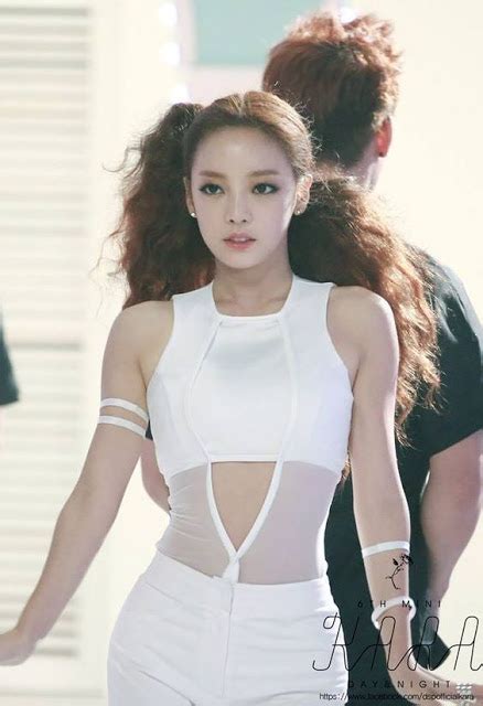 Гу Хара - королева осиной талии! - K-pop