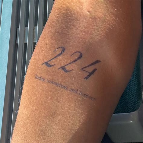 symbol  today tomorrow   wear  story