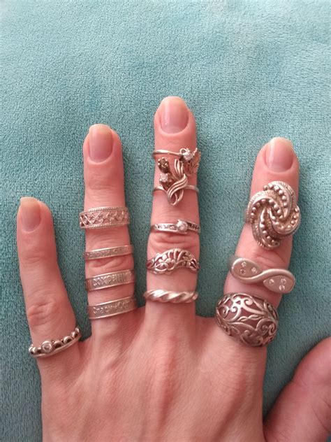 Серебро 925 пробы. Всё по 100 лей.