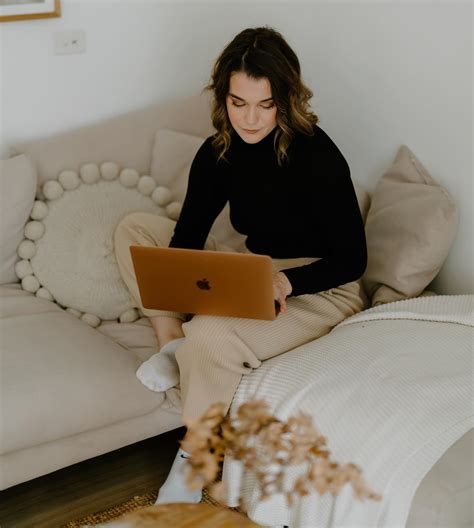 Finance with Rach | Comparison is the thief of joy 🥹 The people who are ...