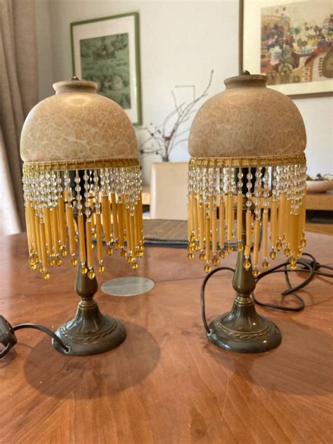 vends  lampes de chevet style annee  etat neuf art deco en verre