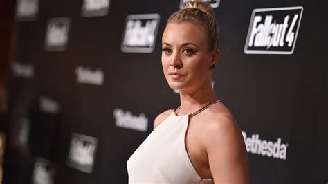 Kaley Cuoco Pregnant? 'TBBT' Actress Confronts Rumors