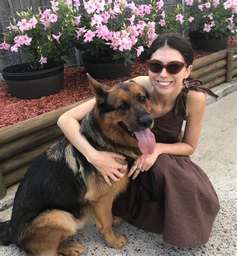 Stephanie Melgoza Now: 5 Things You Didn't Know - 6ezy6mo