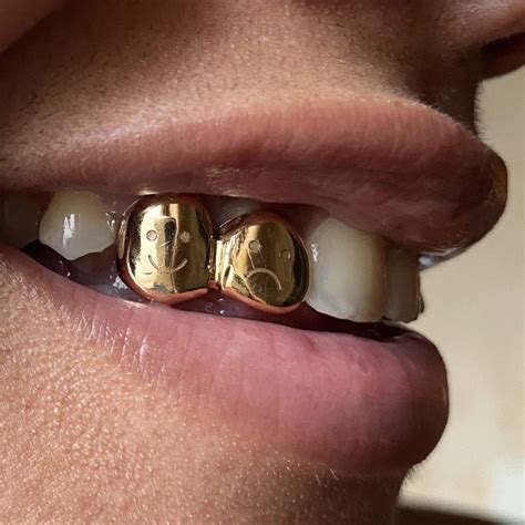 Pin by Azeeza 🍵 on Jewellery | Grillz teeth, Grills teeth, Grillz