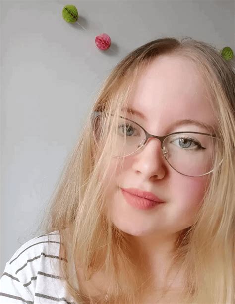 Has Onett Done Face Reveal? Age Real Name Identity