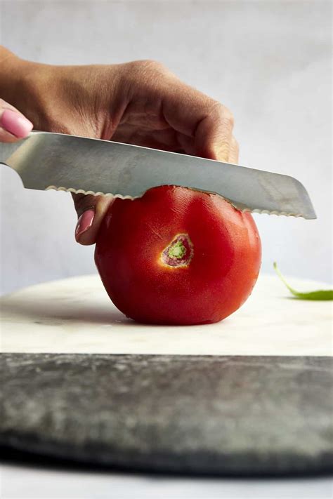 how to cut a tomato for tacos 1