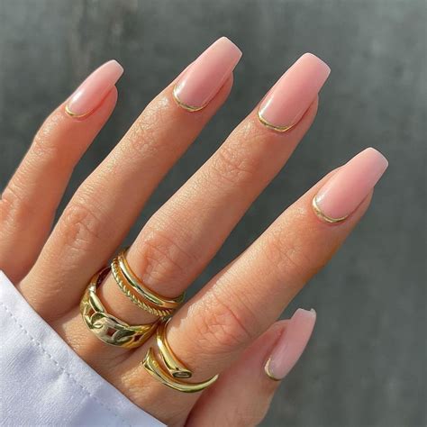 Uñas color nude: los diseños MÁS sofisticados para llevar a la oficina