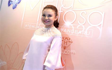 Awet Muda, Penyanyi Rossa Bagi Tips Ini - FAJAR