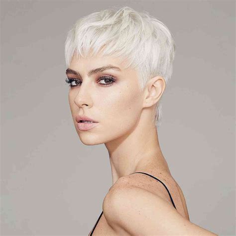 19 Prettiest Platinum Pixie Cuts for Cooler Blonde Crop