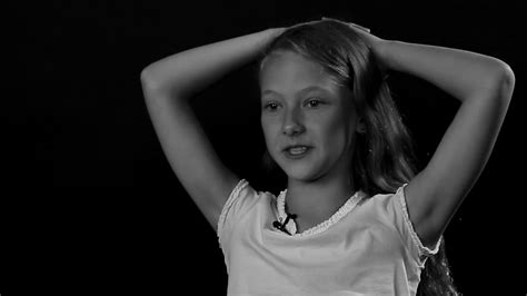 Диана Енакаева - YouTube