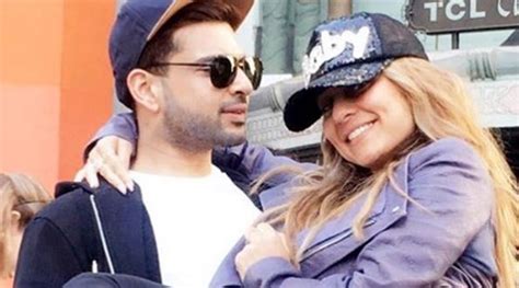 Anusha Dandekar and Karan Kundra’s LA vacation is oozing romance. See ...