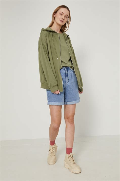 This Hoodie Smells Like Medicine — And It’s Banned?! - Veja Store Site
