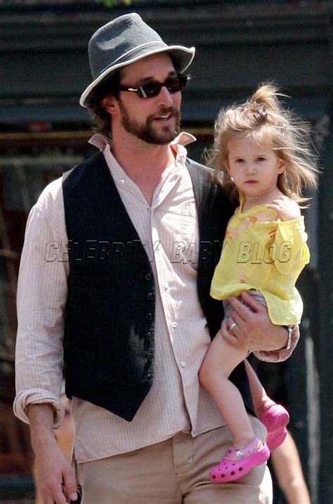 Noah Wyle and kids in NYC